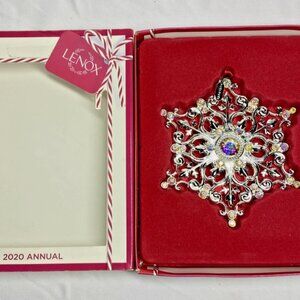Lenox Snow Fantasies Snowflake 2020 annual ornament mint condition in box